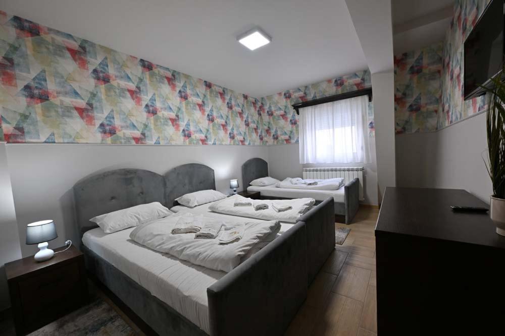 Hotel Lane Sjenica Eksteriør billede
