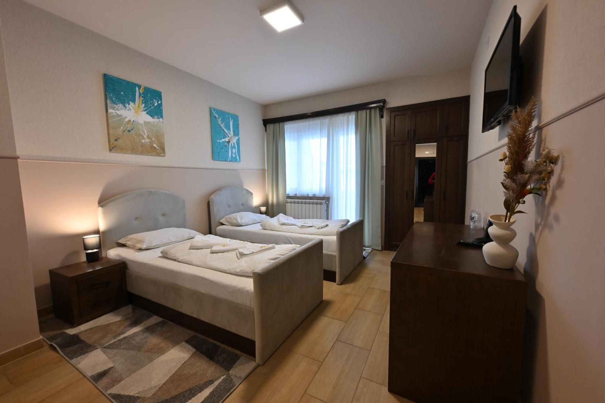 Hotel Lane Sjenica Eksteriør billede